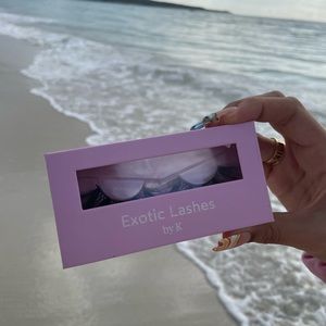 EXOTICLASHESBYK Falsie’s LONG